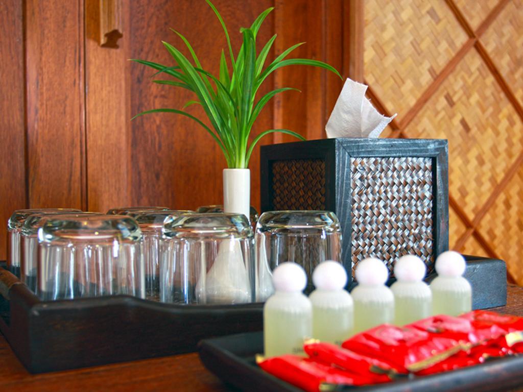 Baan Siriporn Resort - โรงแรมบ้านศิริพร รีสอร์ท Samut Songkhram Exterior foto